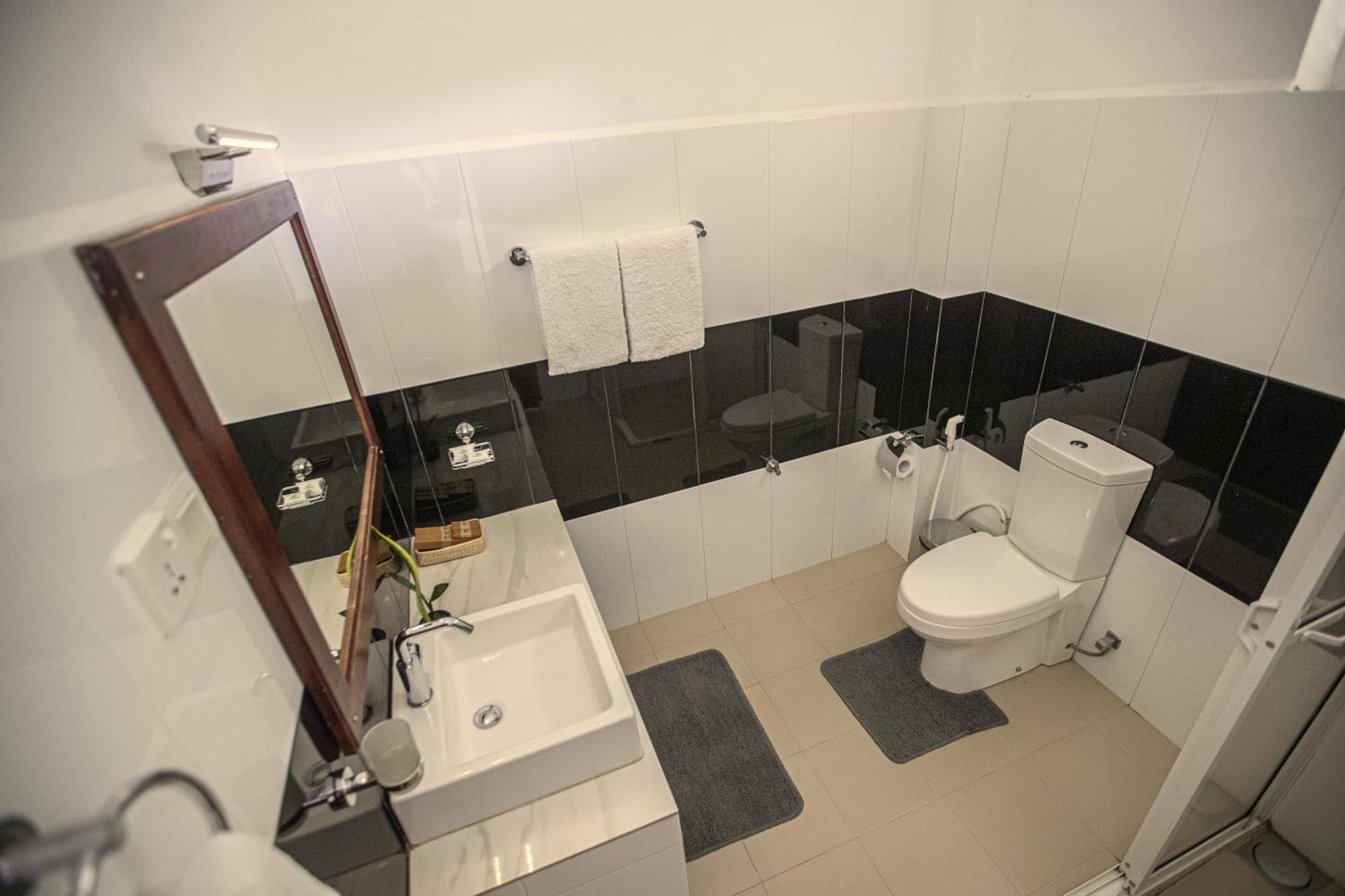 Hotel Onrock Ella Zewnętrze zdjęcie